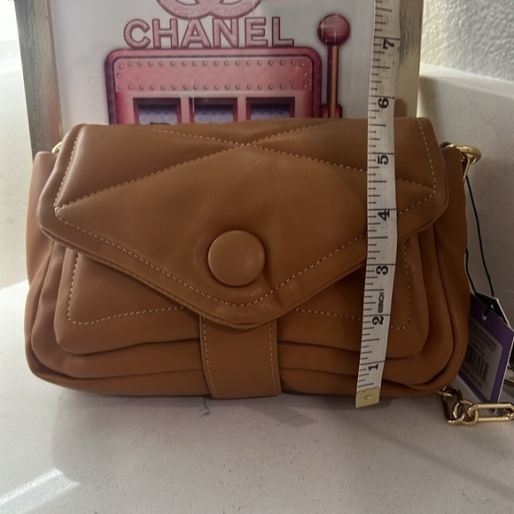 H.O.W. House Of Want - NWT Spendid Shoulder Crossbody, Toffee. - Picture 11 of 14